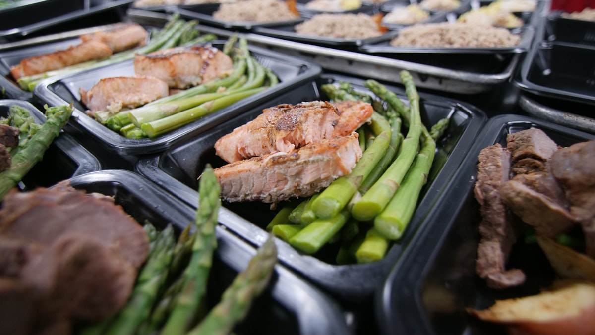 Macronutrient timing for muscle building